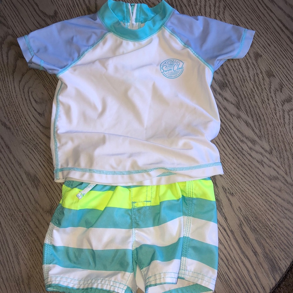 Baby Gap 6-12 month swim set